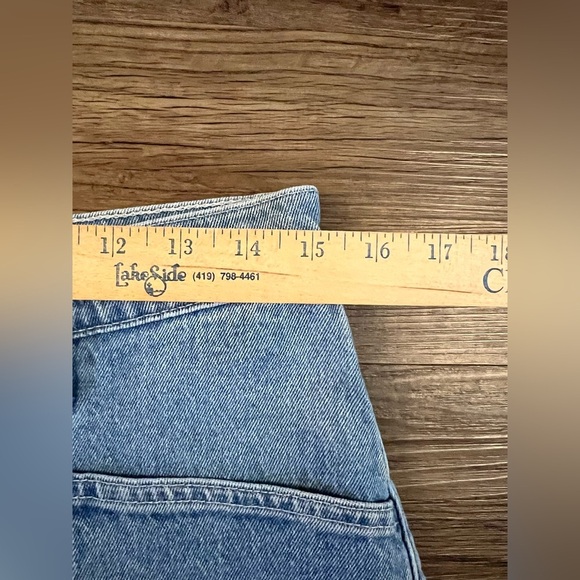 Madewell The Perfect Vintage Short Length Mom Jean Short Size 29 F39 - Picture 4 of 8